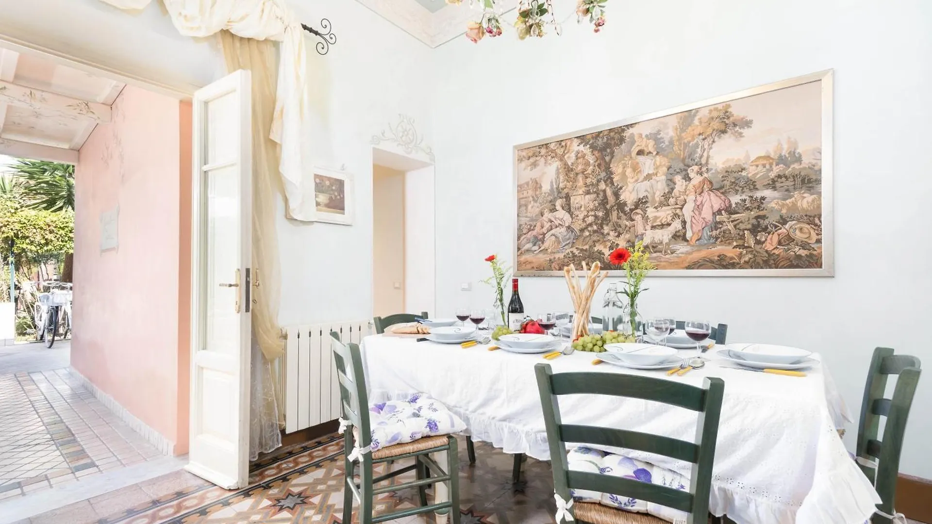 Villa Lola - Liberty Dreamscape Viareggio Italy