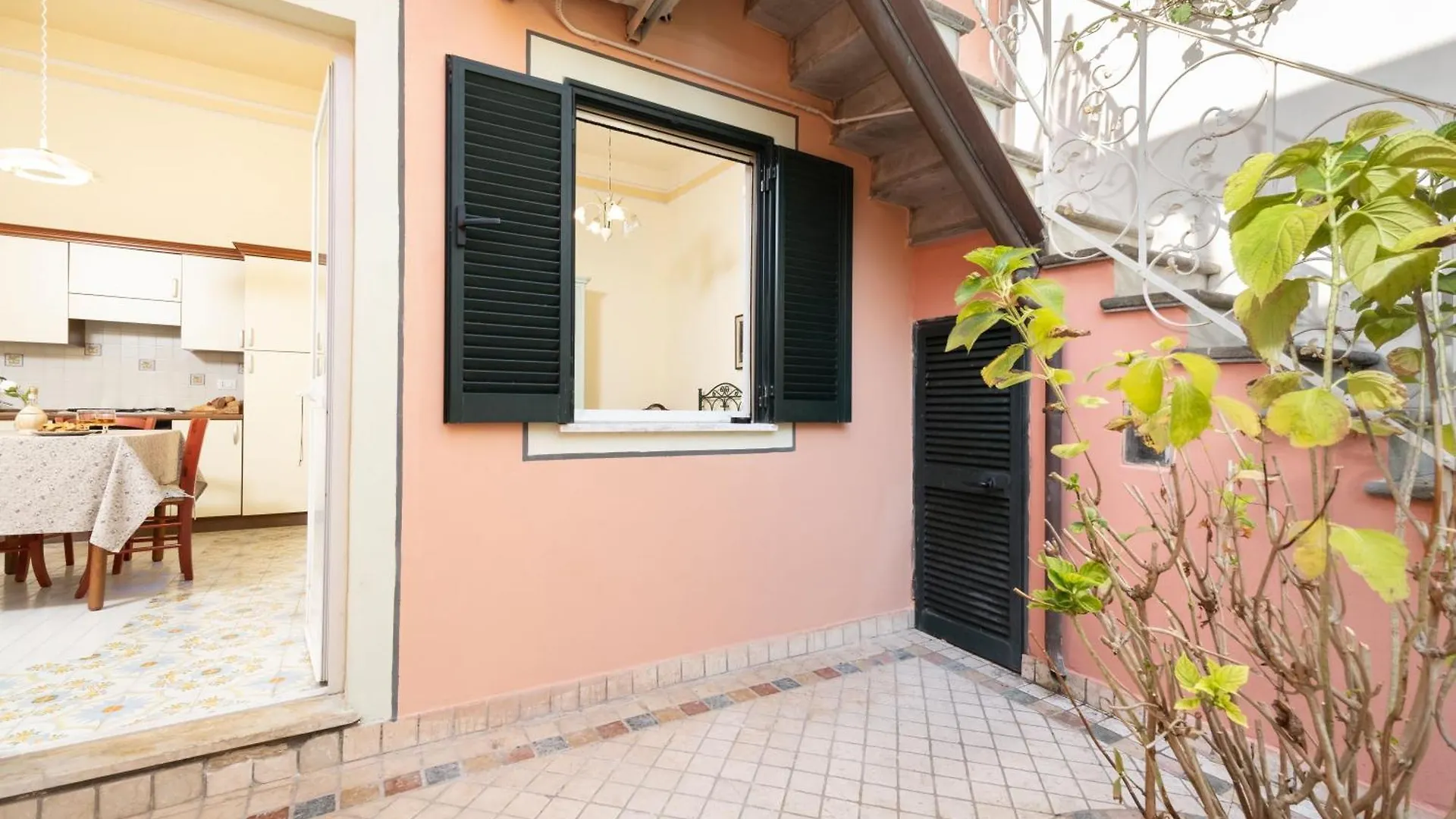 Villa Lola - Liberty Dreamscape Viareggio 0*,  Italy